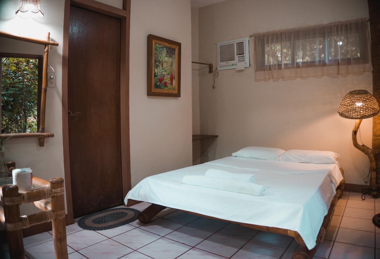 Forest Camp Resort Valencia  Exterior photo